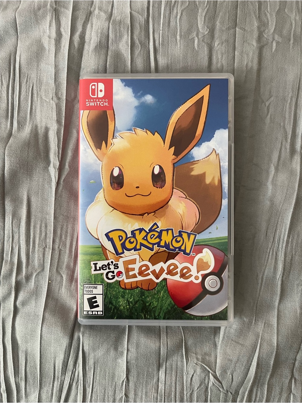 Nintendo Switch Pokรฉmon Let's Go Eevee - Yellow Eevee Cover